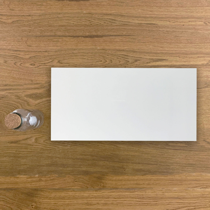 Pure White 300x600mm Gloss Finish Wall Tile (1.44m2 box)